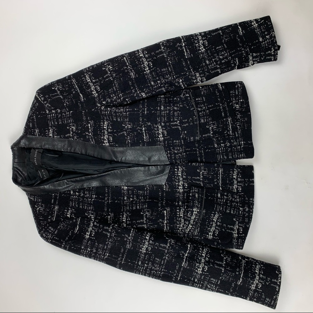 🚨 Final Sale 🚨Zara Blazer w/ Faux Leather C… - Picture 2 of 5